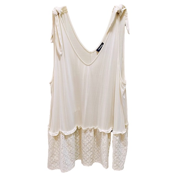 ModCloth Cream Sleeveless Top with Eyelet Hem 3X - Picture 1 of 6